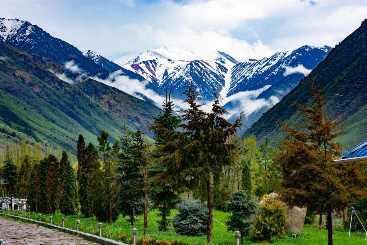 Mountain View Hot Spring Resort Bisjkek Eksteriør bilde