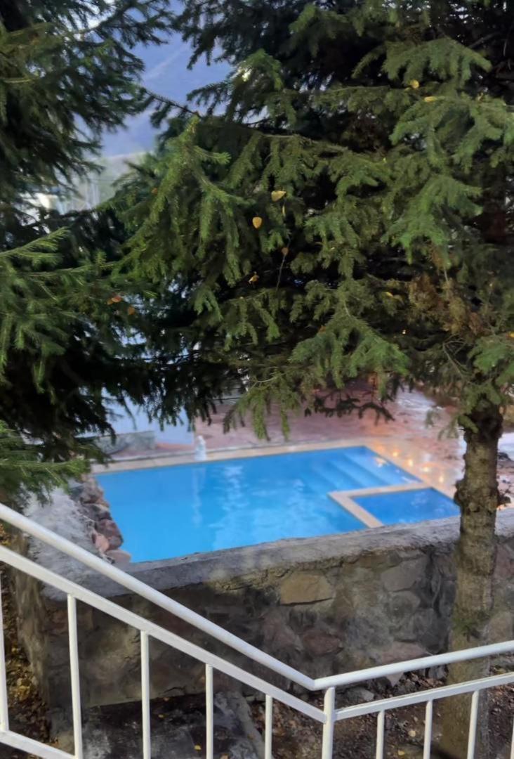 Mountain View Hot Spring Resort Bisjkek Eksteriør bilde